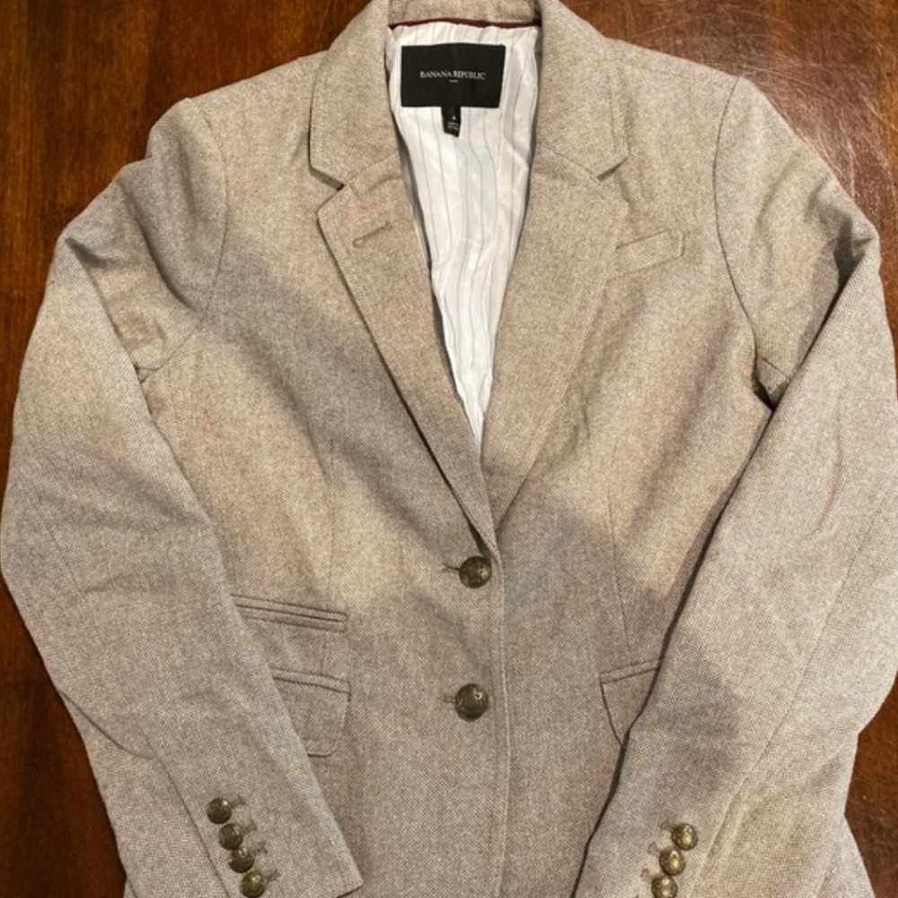 Banana Republic Tan Hacking Blazer - size 4
